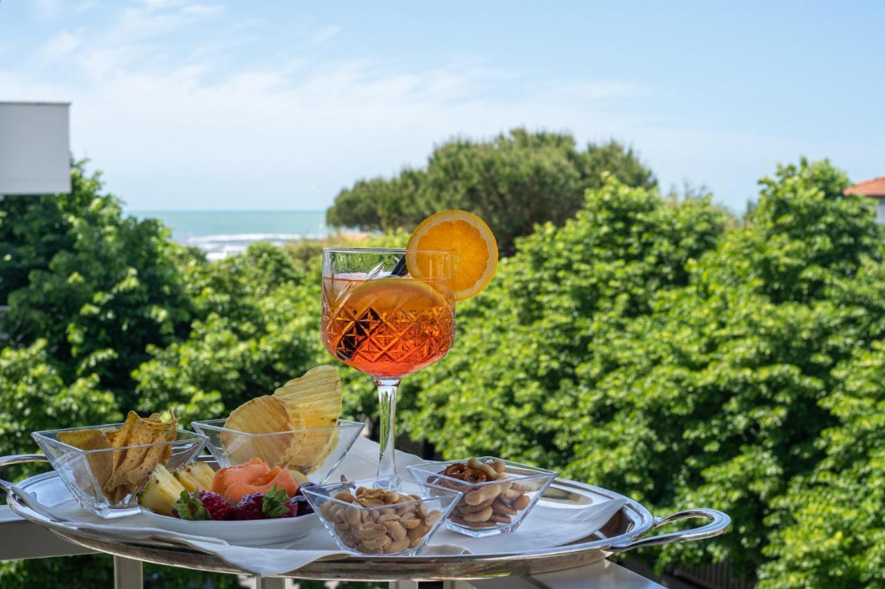 Hotel Olimpia Форте дей Марми Екстериор снимка
