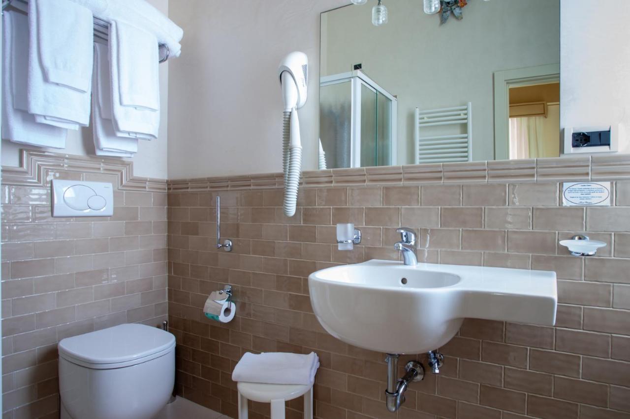 Hotel Olimpia Форте дей Марми Екстериор снимка