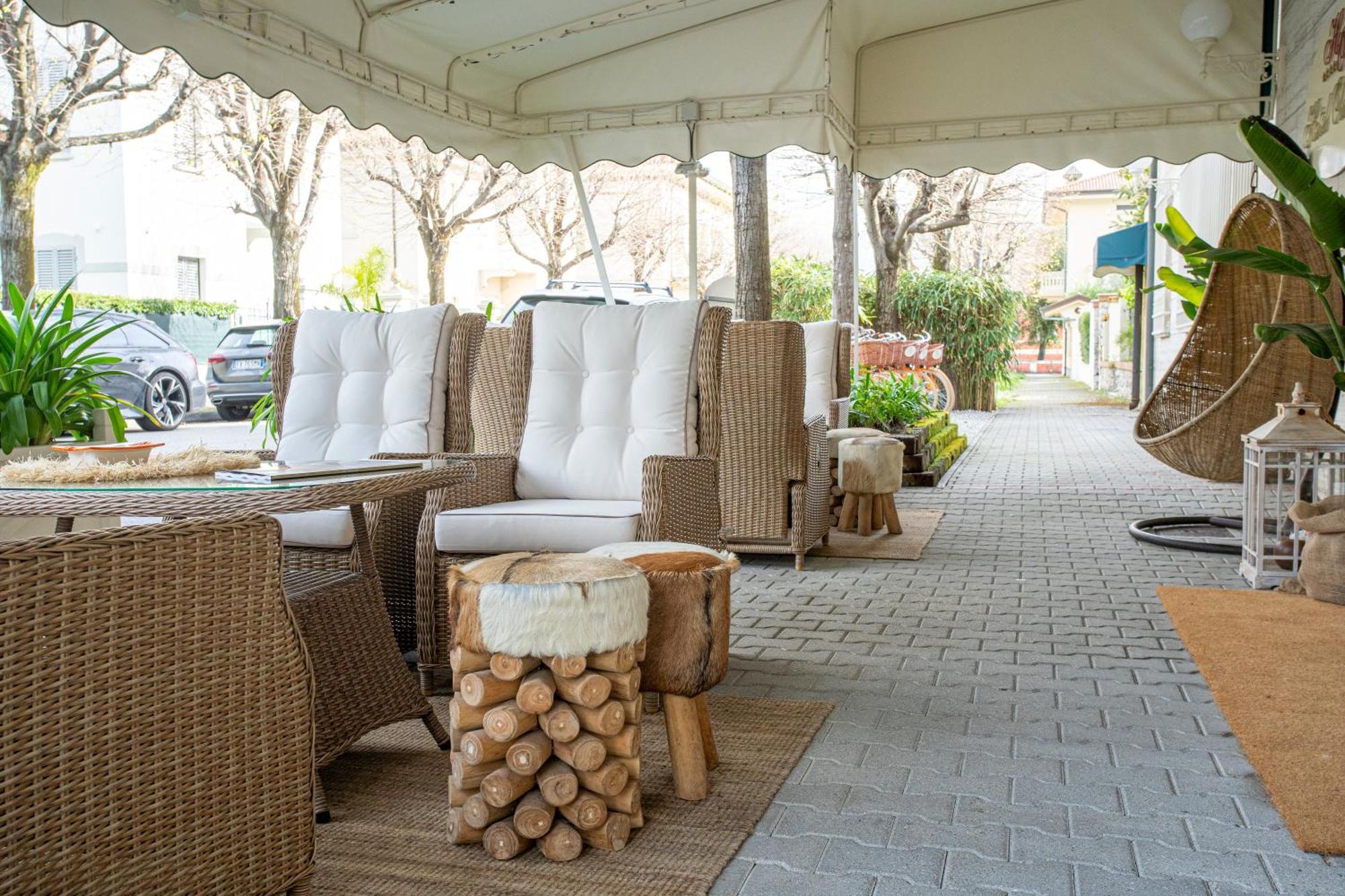 Hotel Olimpia Форте дей Марми Екстериор снимка