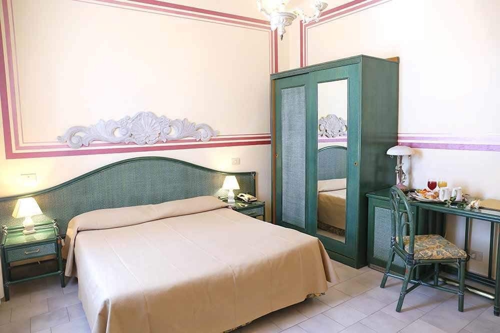 Hotel Olimpia Форте дей Марми Екстериор снимка